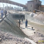 Travaux de construction du canal de drainage